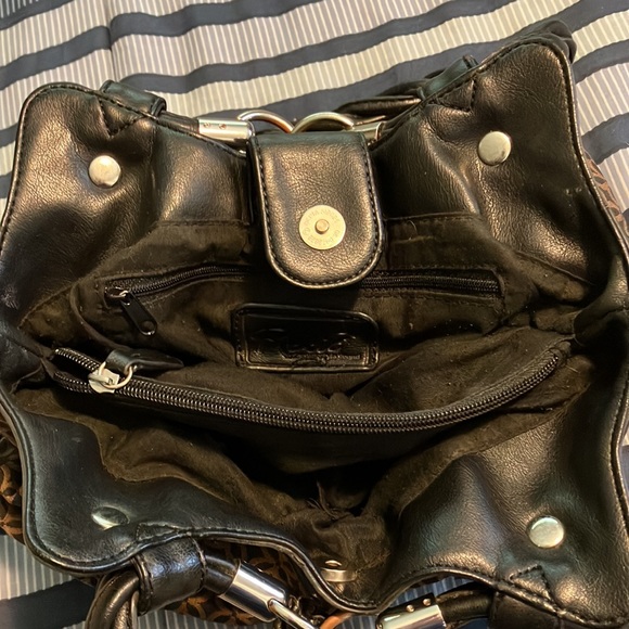 Relic Brand by Fossil Shoulder Bag - Picture 5 of 14